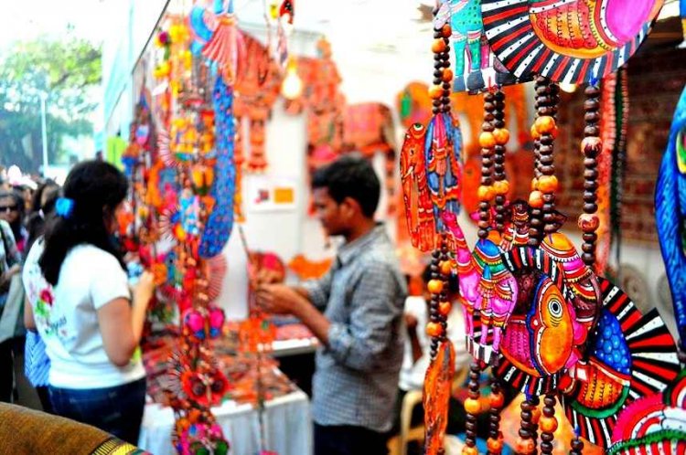 6 Places In Delhi for Cheap Shopping Without Breaking Your Wallet